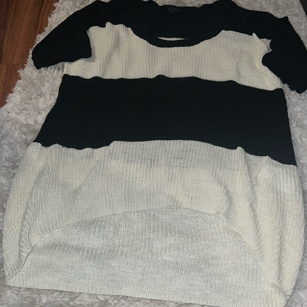 NWOT stripped sweater